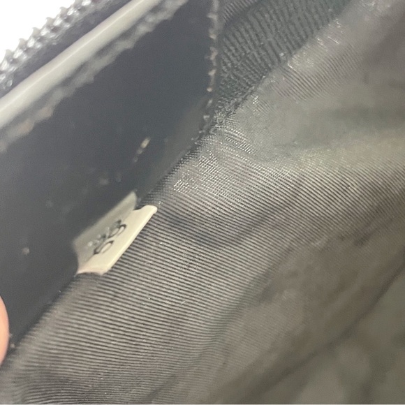 Prada black nylon triangle logo medium cosmetic zip pouch with card - Picture 14 of 15